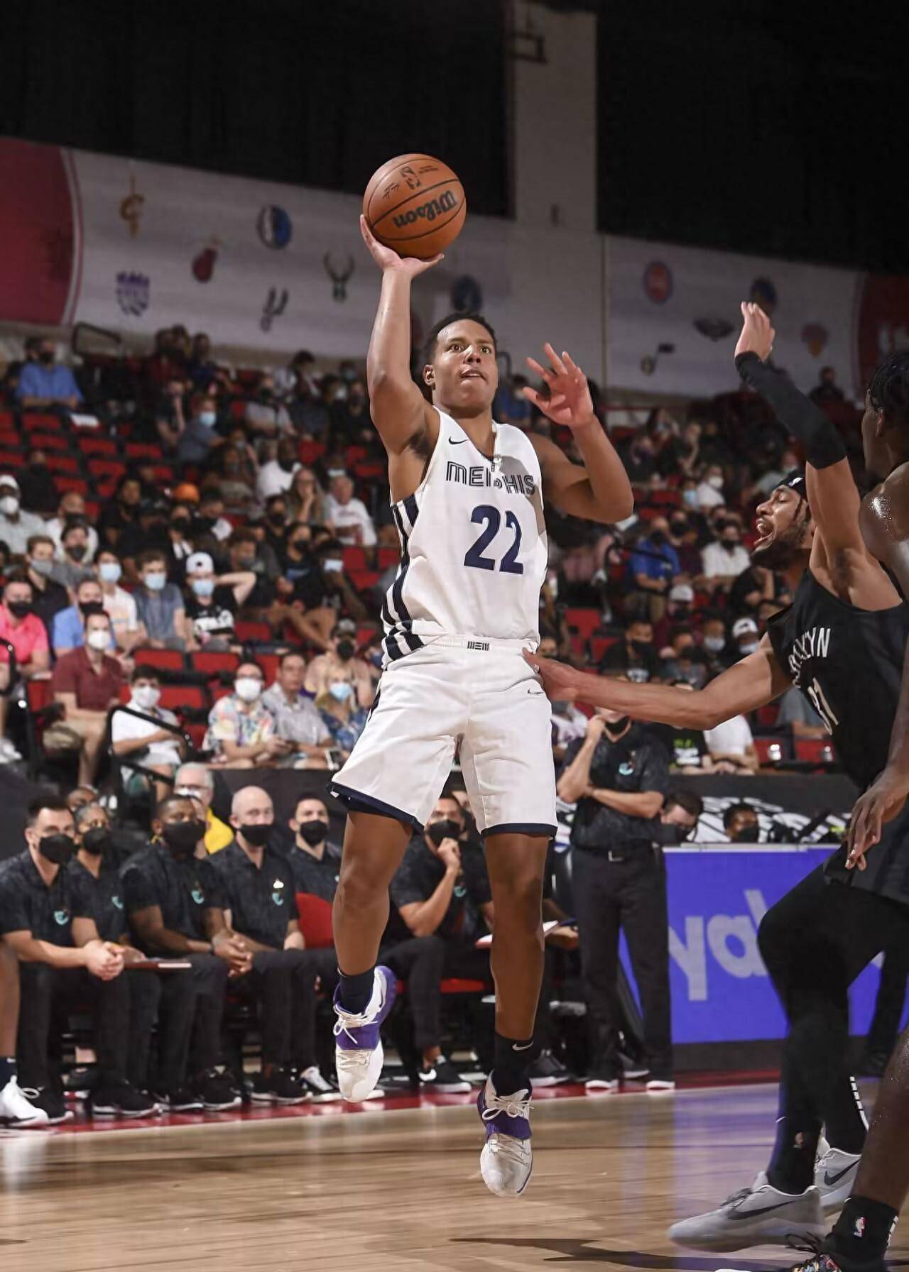 开云体育中国-灰熊队在主场不敌对手落后季后赛