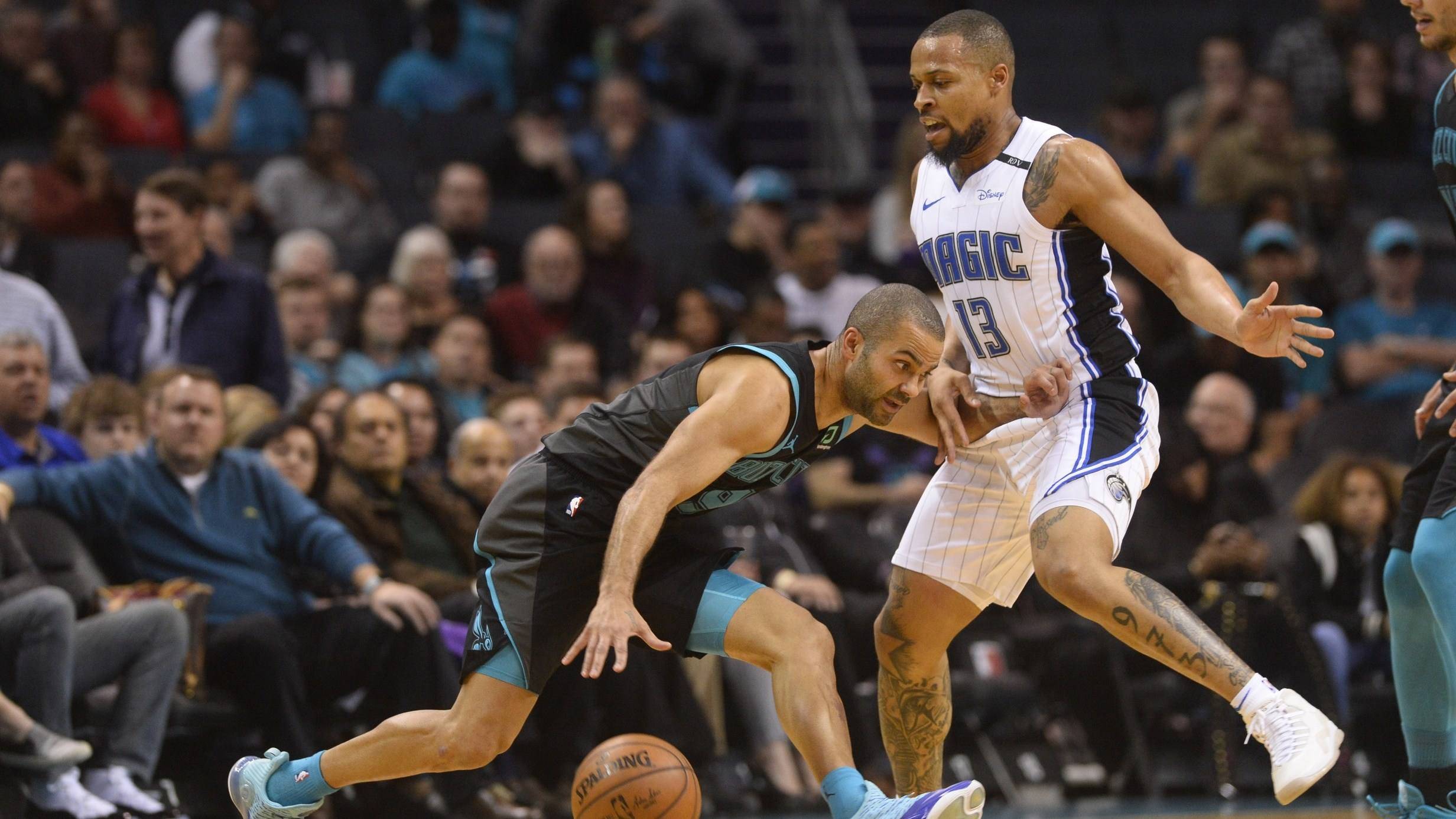 包含魔术胜黄蜂,冯内古拉砍下全队最高分的词条 包含魔术胜黄蜂,冯内古拉砍下全队最高分的词条