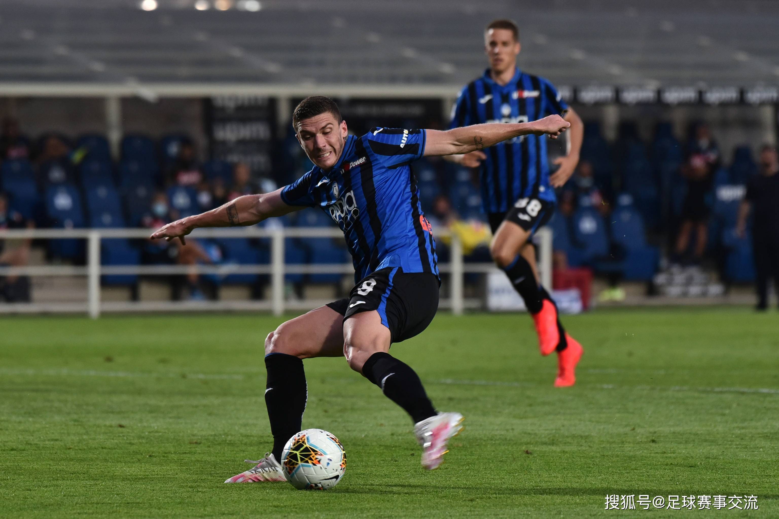 包含亚特兰大凭一方之力,豪取主场胜利的词条 包含亚特兰大凭一方之力,豪取主场胜利的词条