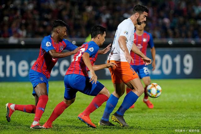 开云体育中国-多特蒙德新赛季状态回暖，排名德甲前列