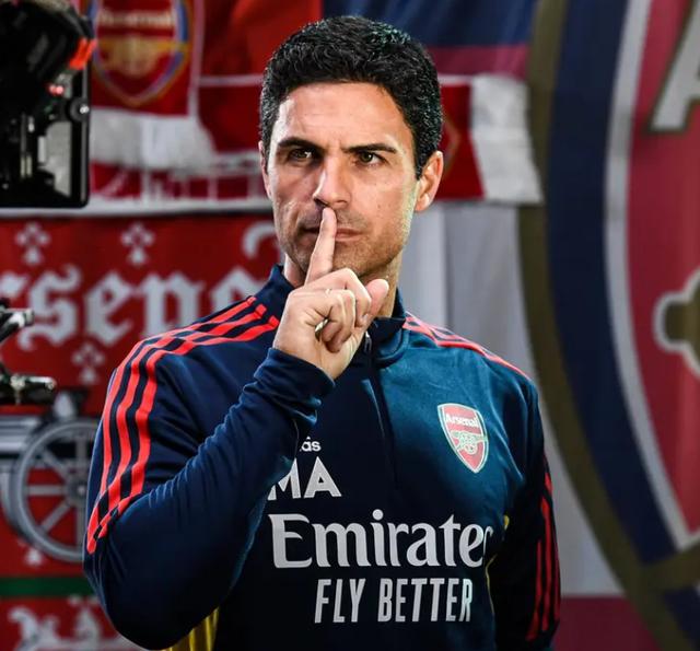 阿森纳主帅遭批评,球迷质疑战术调整的简单介绍 阿森纳主帅遭批评,球迷质疑战术调整的简单介绍