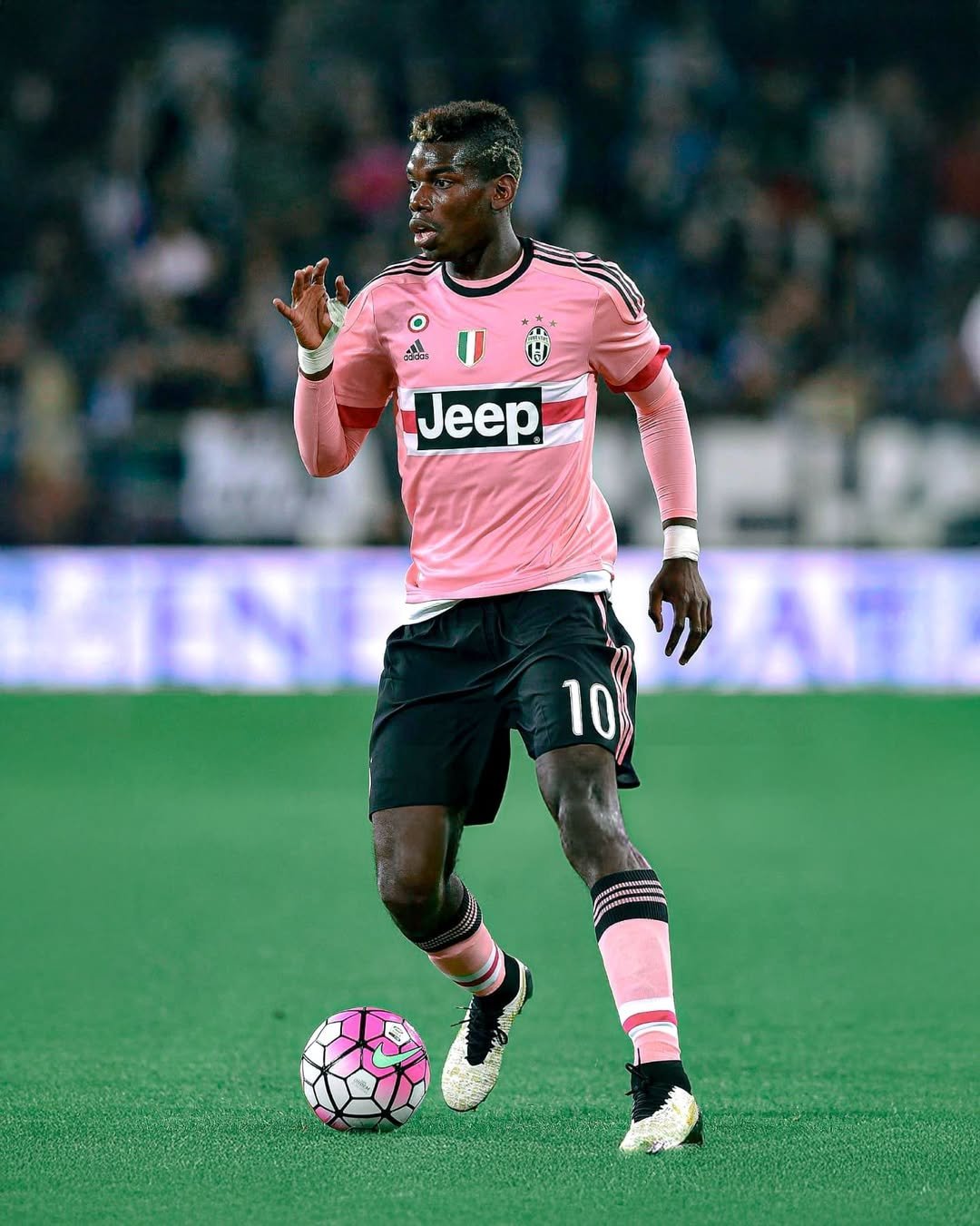 开云下载-包含尤文图斯年轻后卫突然爆发，助球队获胜的词条