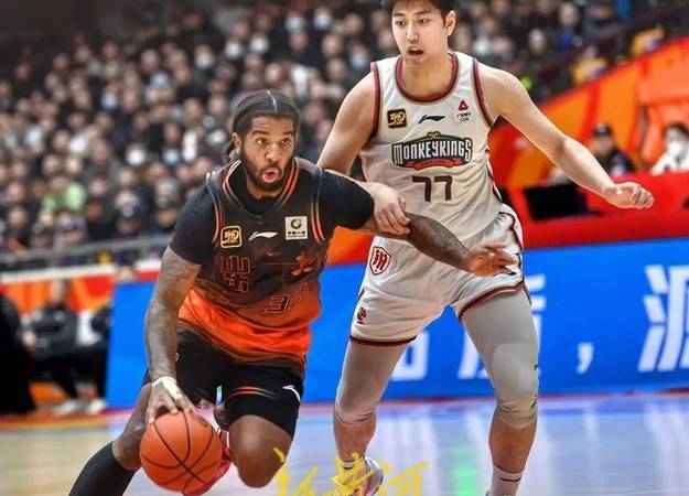 日本男篮面对哈萨克斯坦队,意志坚定 日本男篮面对哈萨克斯坦队,意志坚定