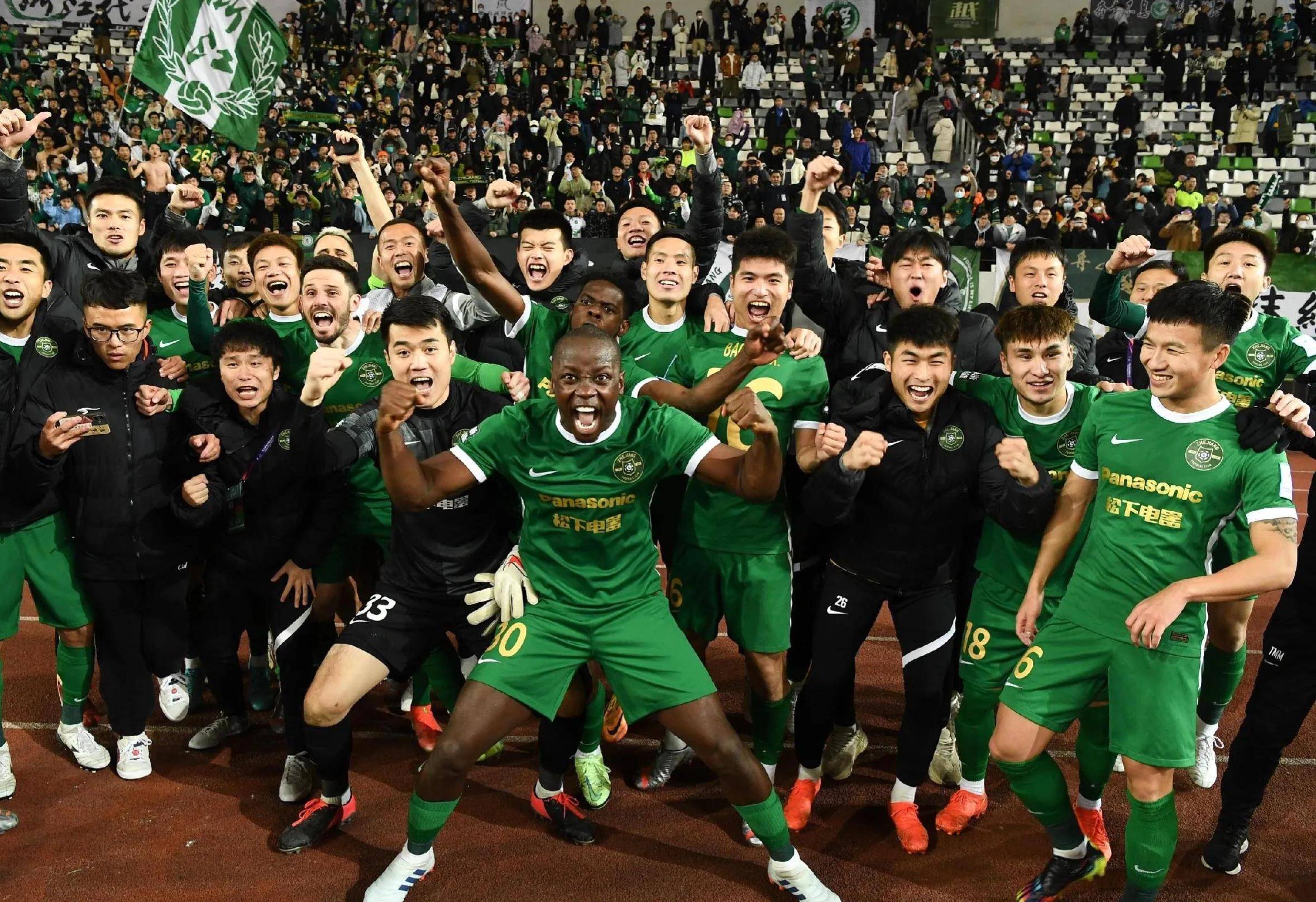 昂热苦战取胜,全队展现出色表现的简单介绍 昂热苦战取胜,全队展现出色表现的简单介绍