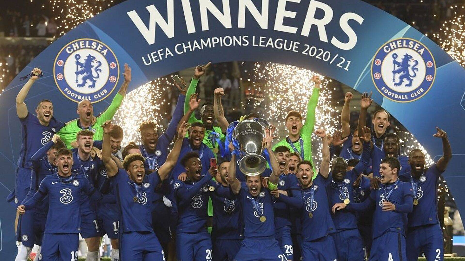 包含那不勒斯主场不敌佛罗伦萨，遭遇两连败的词条