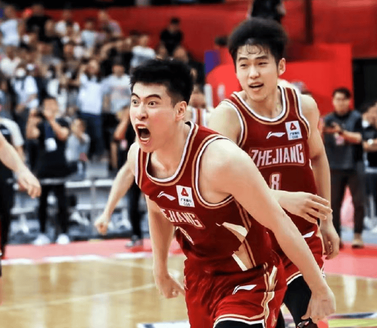 开云APP-浙江男篮外援爆发，独得全队最高得分