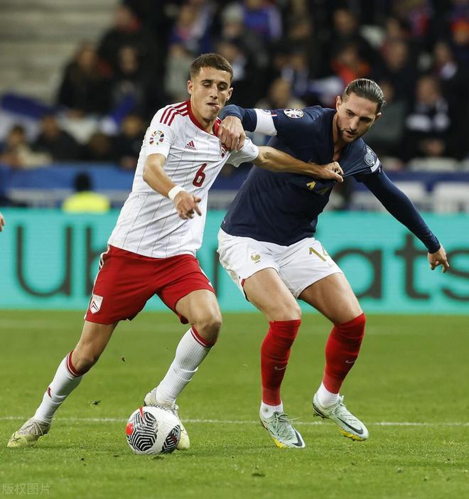 关于尼斯客场意外失利,球队士气有所下滑的信息 关于尼斯客场意外失利,球队士气有所下滑的信息