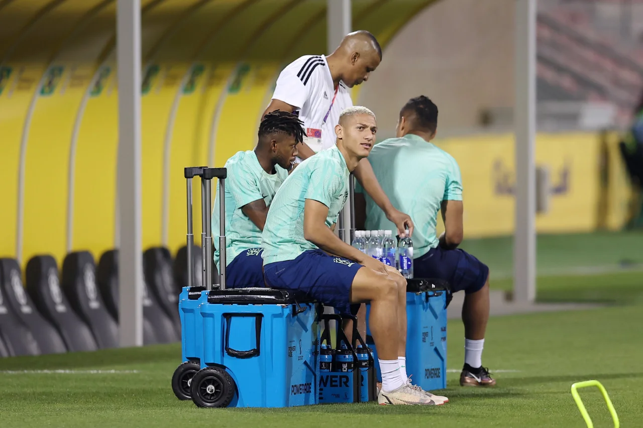 加拿大队在比赛中保持全胜战胜喀麦隆队