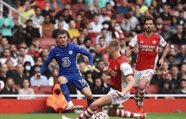 力挽狂澜：沙尔克客场胜平保级形势渐趋乐观的简单介绍