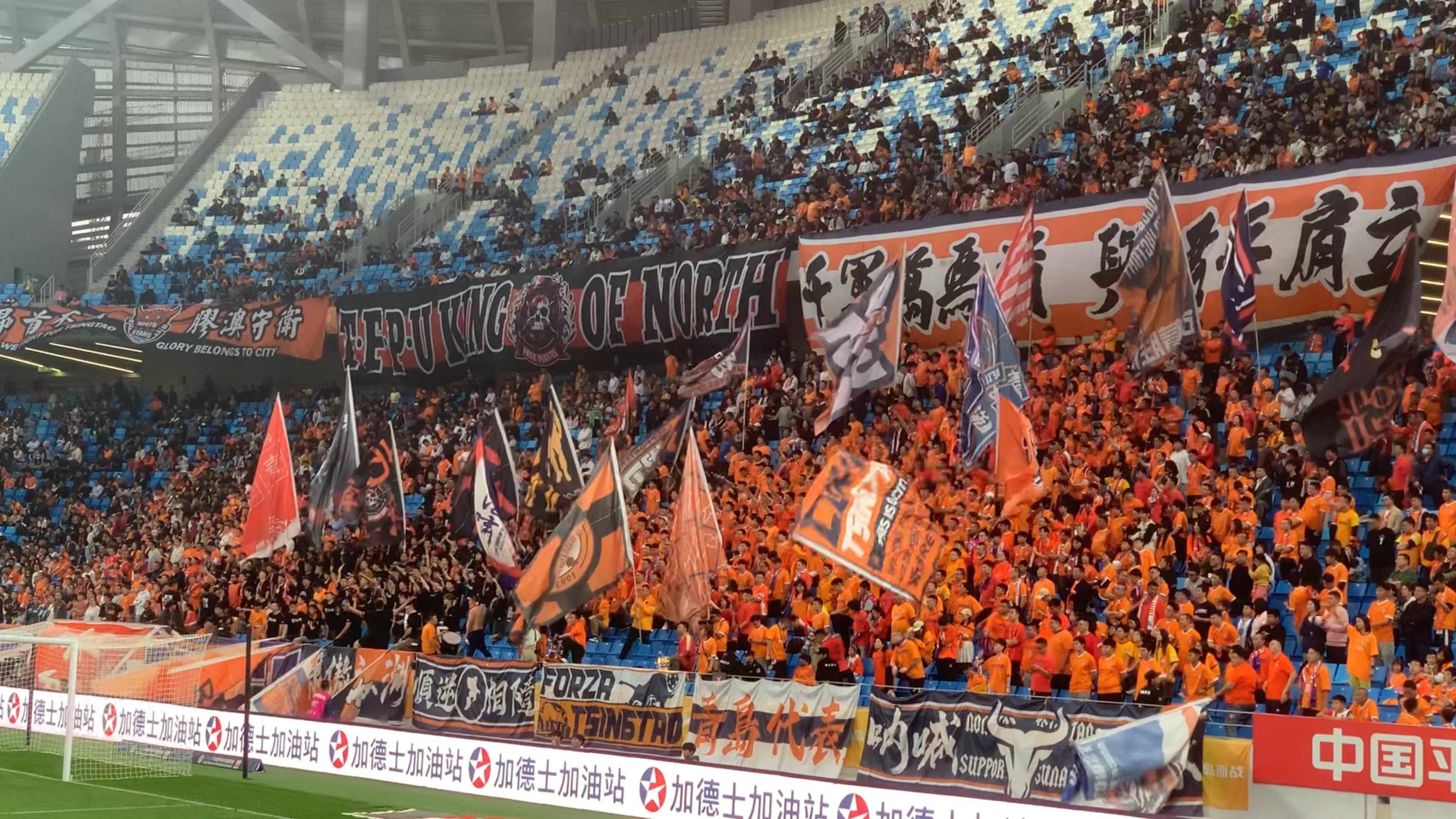 关于国际赛事的最新新闻，球迷热议不断