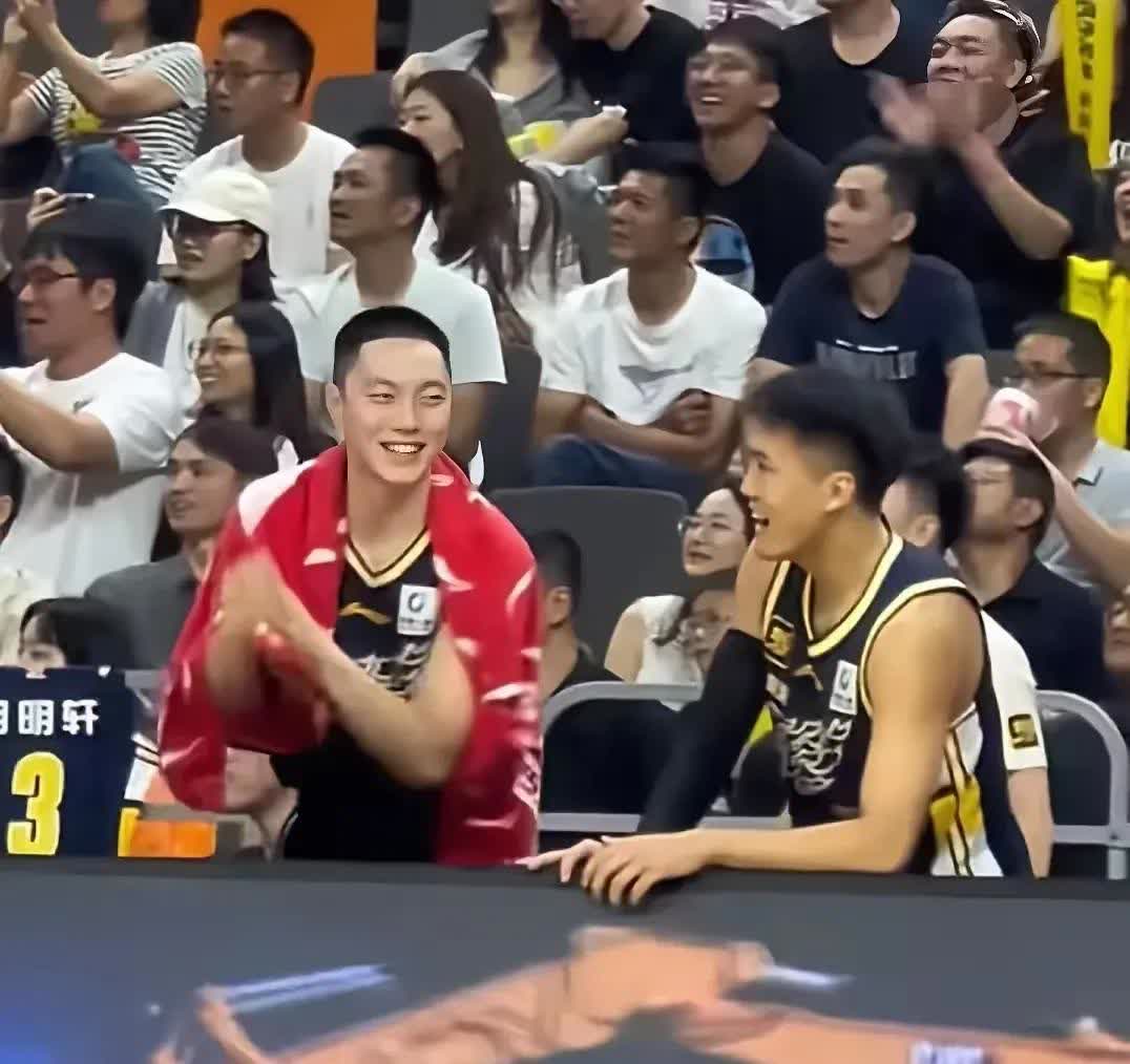 开云体育官方网站-球星篮球教练开设全球巡回训练营，吸引球迷参加的简单介绍