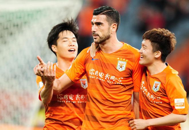 开云体育-包含重庆斯威绝杀武汉卓尔赢得双线连胜的词条