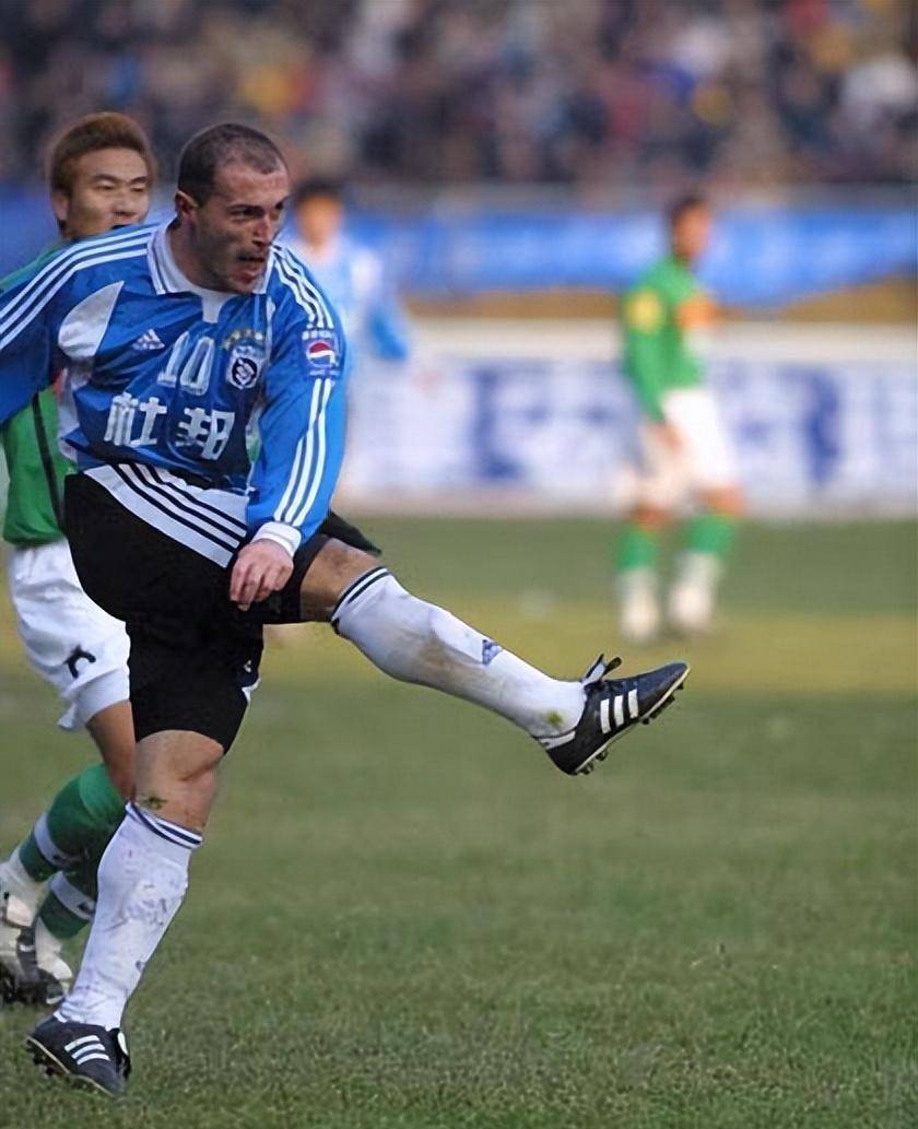 开云体育官方网站-关于大连实德战术振奋，决意夺魁称霸的信息