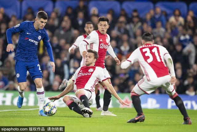 切尔西遭遇阿贾克斯突袭，遭遇惨败