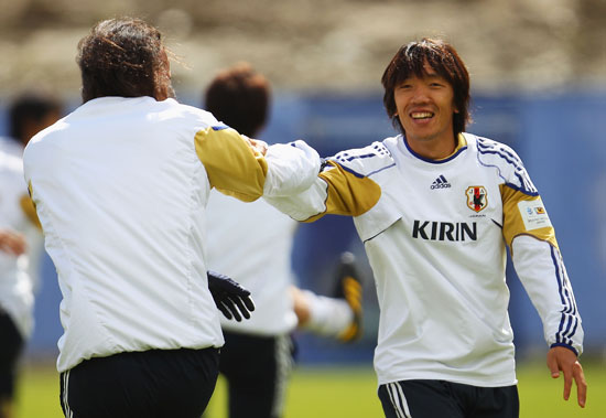 瑞士队备战备受体能教练关注 瑞士队备战备受体能教练关注