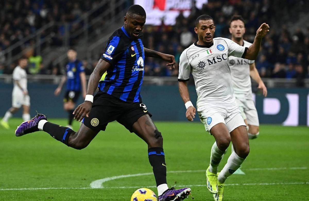 包含拜仁慕尼黑明晚挑战那不勒斯的词条 包含拜仁慕尼黑明晚挑战那不勒斯的词条