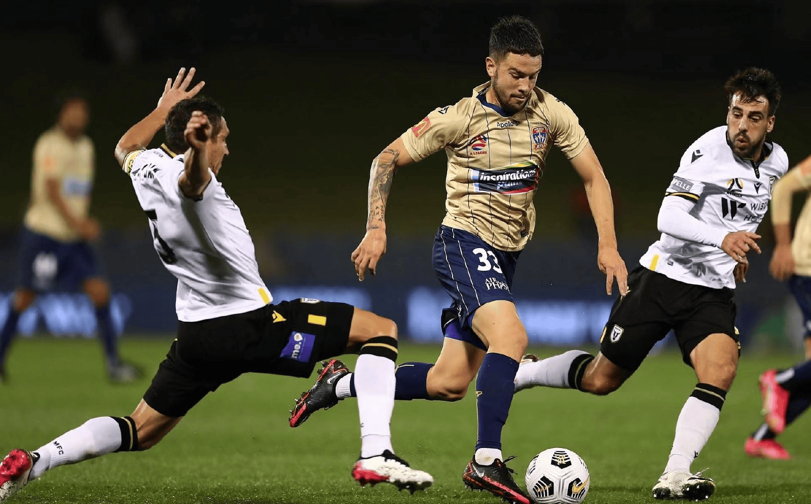 开云体育-澳大利亚足坛新闻：悉尼FC实力出众，墨尔本胜利稳扎稳打的简单介绍