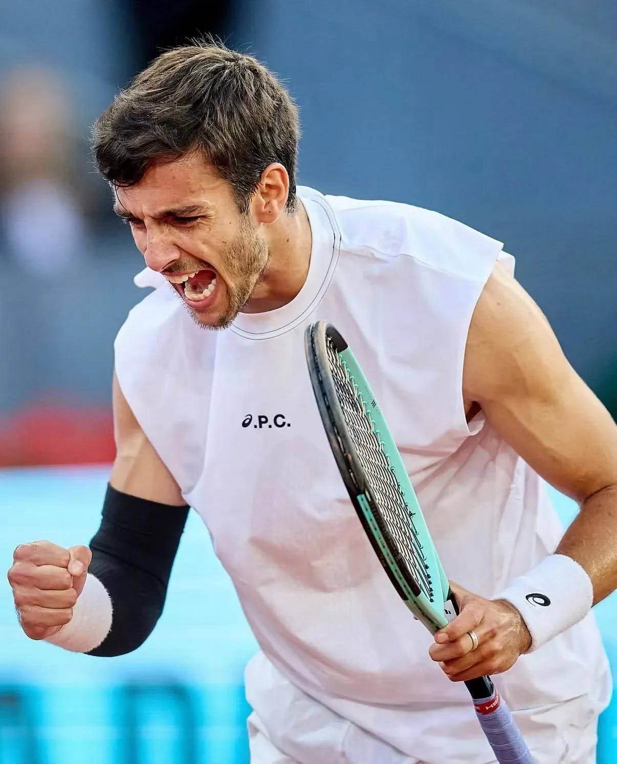 包含罗马战平对手,保持顶级联赛表现的词条 包含罗马战平对手,保持顶级联赛表现的词条