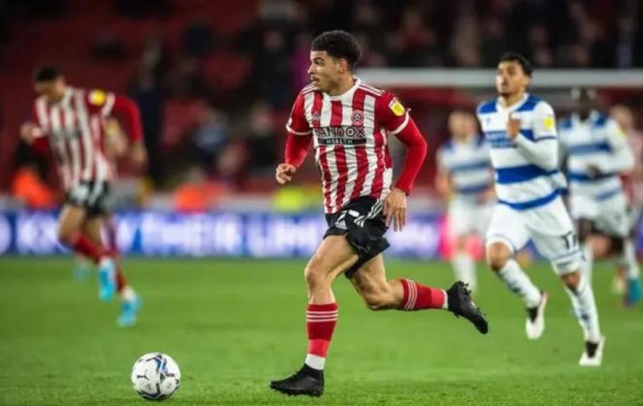 开云体育app-关于谢菲联客场憾负阿森纳，惜败的信息