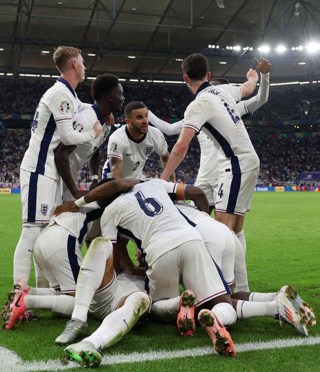 英格兰女篮成功晋级比赛决赛 英格兰女篮成功晋级比赛决赛