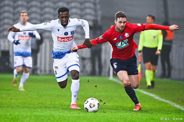 包含圣埃蒂安主场平波尔多,难有突破表现的词条 包含圣埃蒂安主场平波尔多,难有突破表现的词条