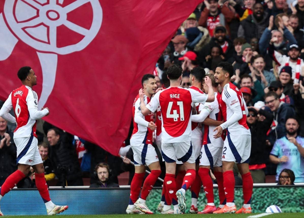 开云体育下载-阿森纳战胜劲敌，抢走宝贵的胜利积分