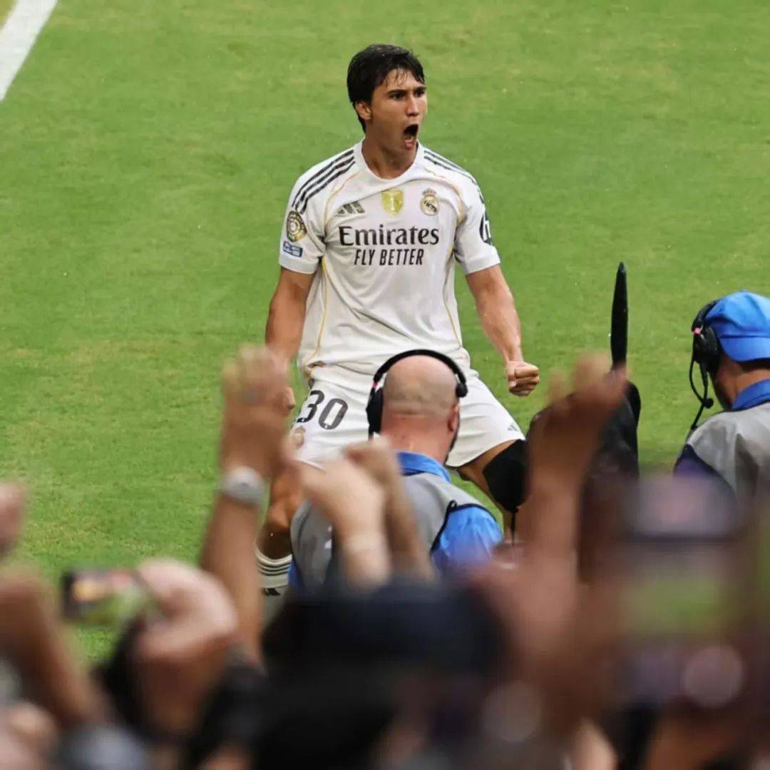 隐形绝技!皇马后卫击溃对手的简单介绍 隐形绝技!皇马后卫击溃对手的简单介绍