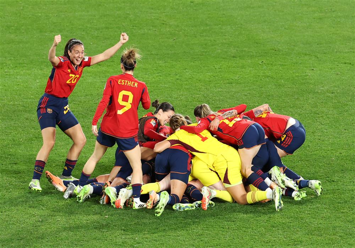 西班牙女子足球联赛引领比赛潮流!的简单介绍 西班牙女子足球联赛引领比赛潮流!的简单介绍