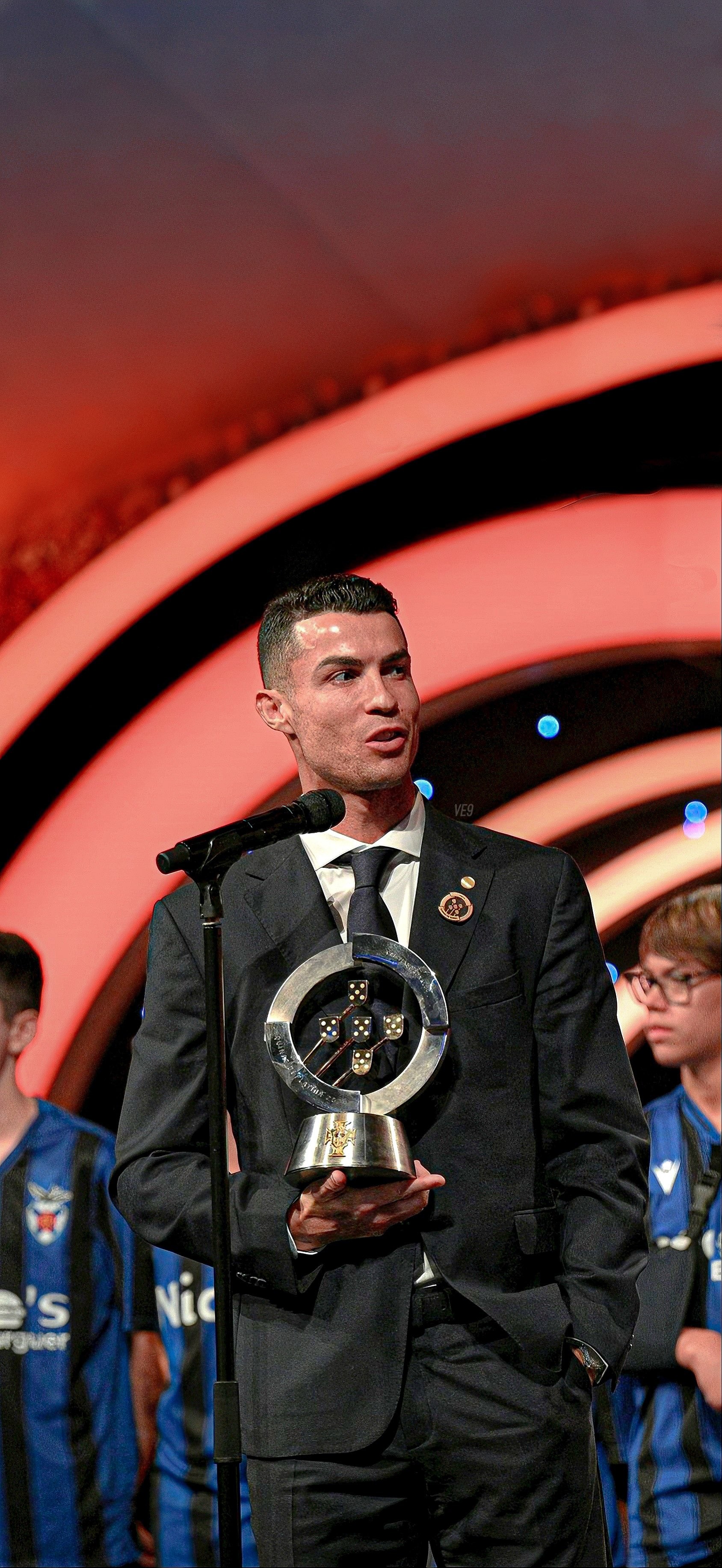 刚刚焦点：C罗晋级，赛后采访的简单介绍