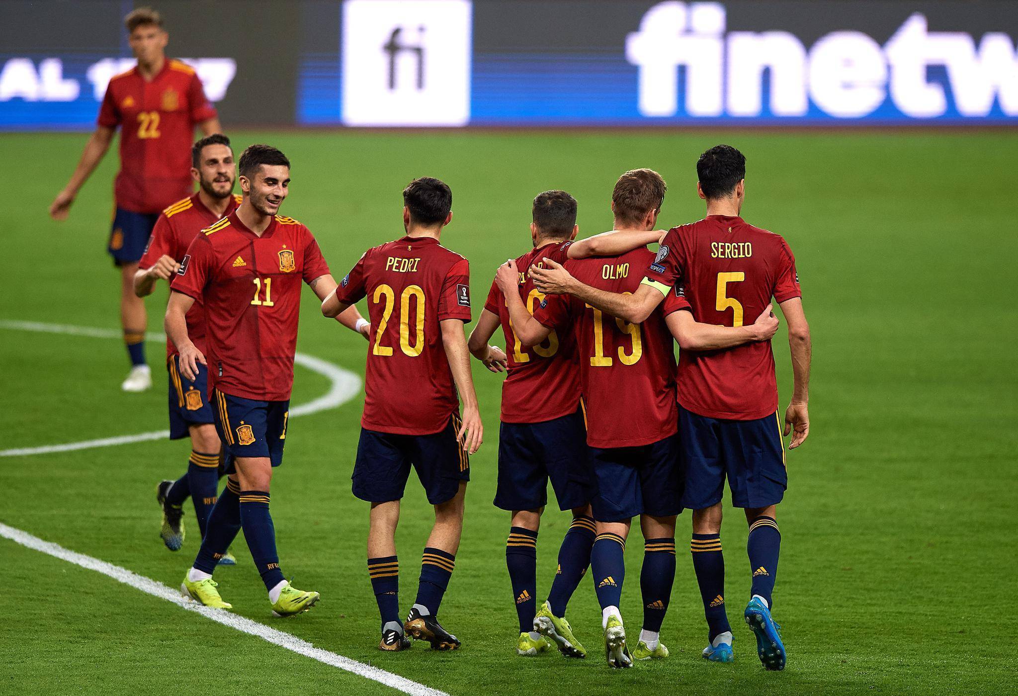 开云体育app-小组赛焦点:法国队夺冠,排名变化的简单介绍