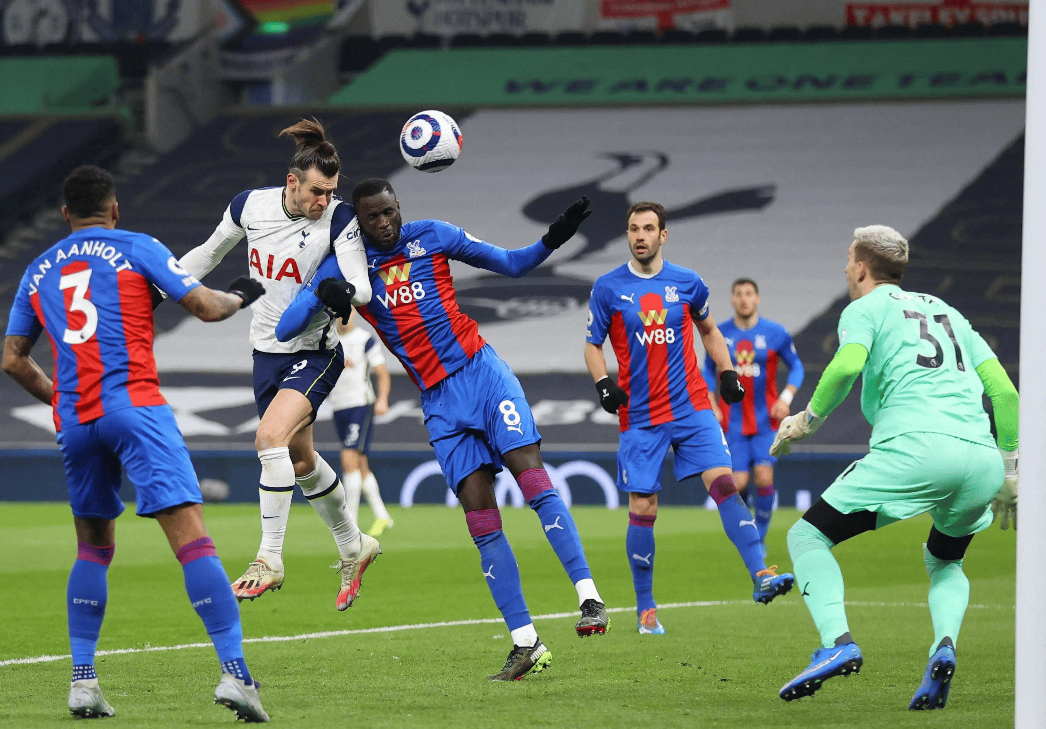 开云体育app-尤文图斯逆转巴黎，成功晋级欧冠四强