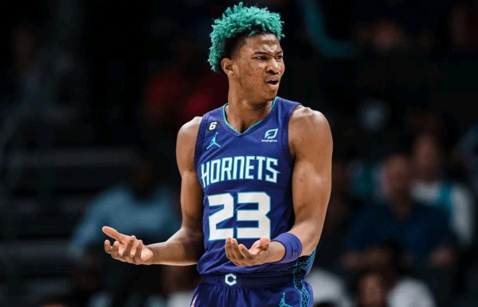 开云体育平台APP-捷克中场天才加盟英超强队，助力冲击冠军的简单介绍