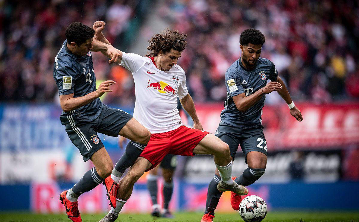 卡利亚里客场大胜,豪取三分壮行的简单介绍 卡利亚里客场大胜,豪取三分壮行的简单介绍