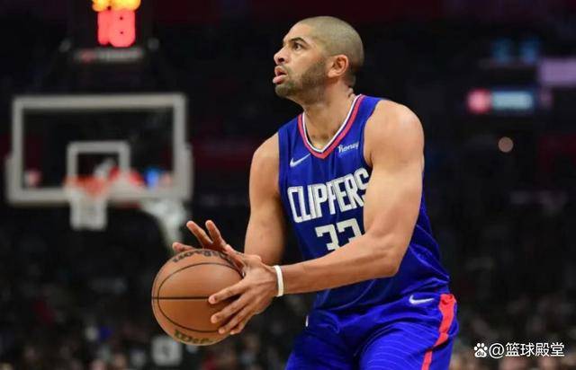 开云体育在线-协大弗拉主场失利,状态低迷难以复苏的简单介绍