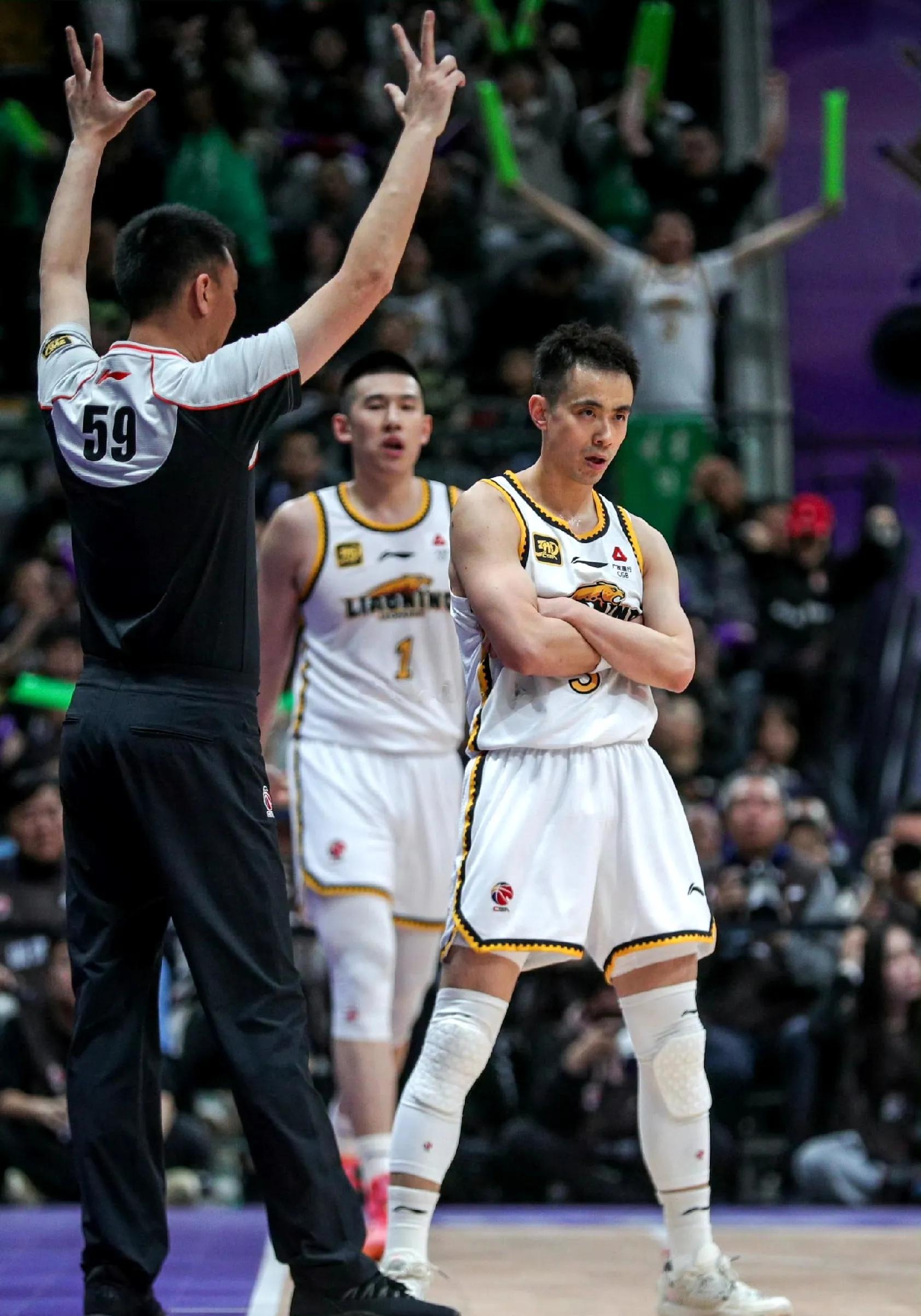 开云官网-辽宁队豪胜山东男篮跻身东部精英行列