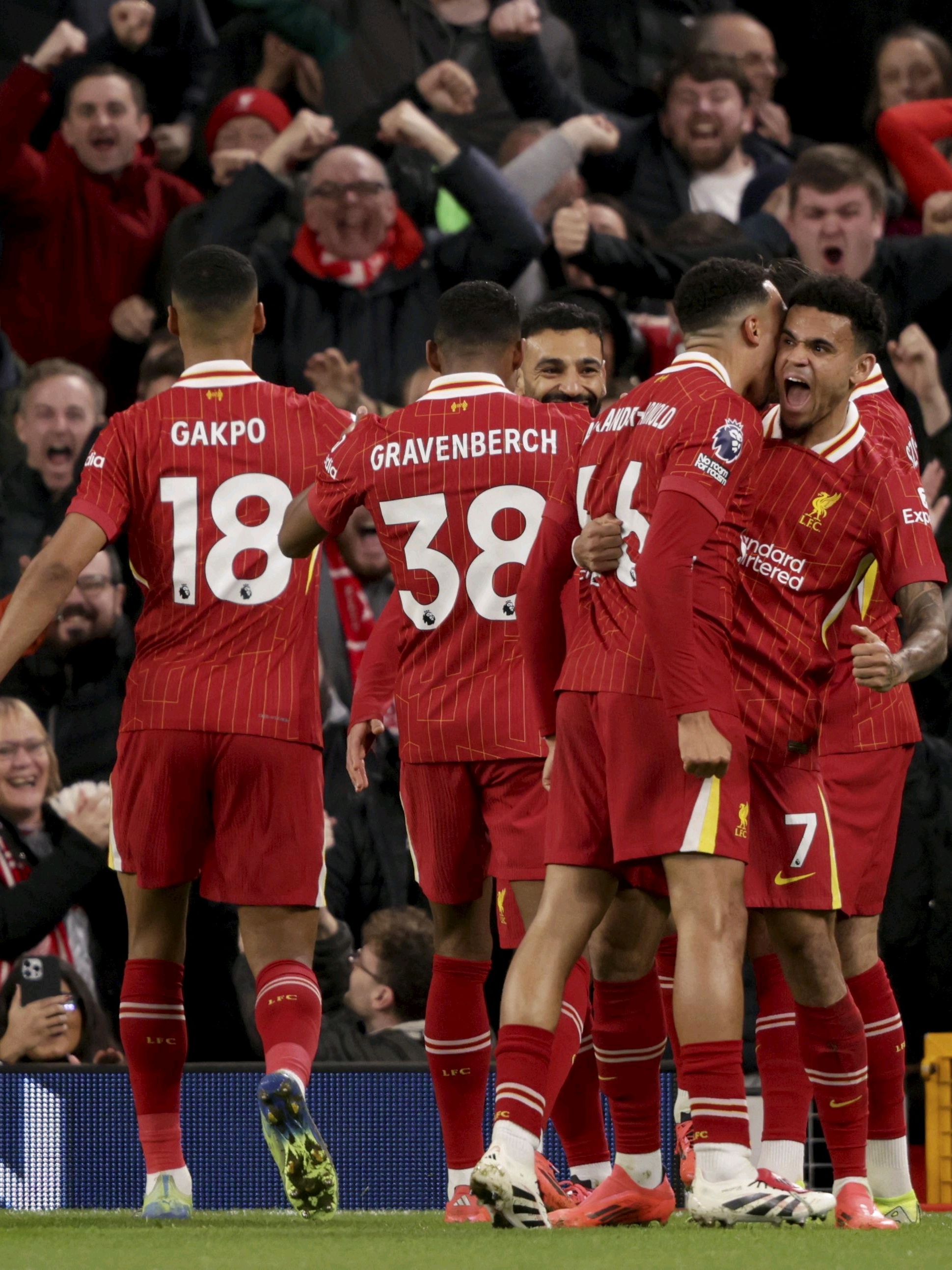 开云体育平台APP-包含意甲球队奋力拼搏，赛场氛围热血沸腾的词条