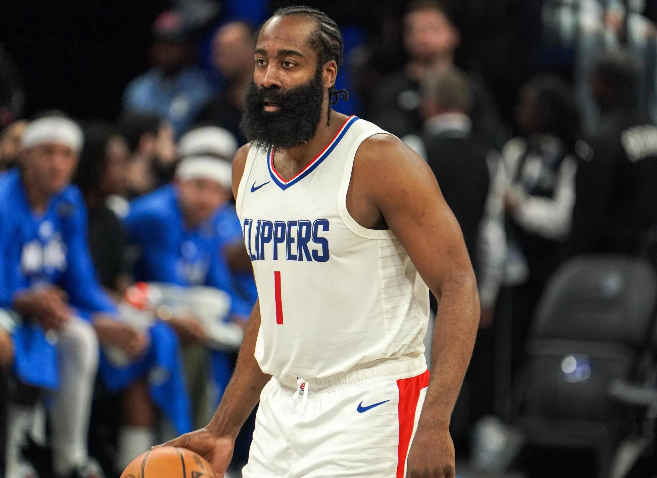 开云体育app-关于乔治砍下40分助快船击败独行侠,夺得四连胜的信息