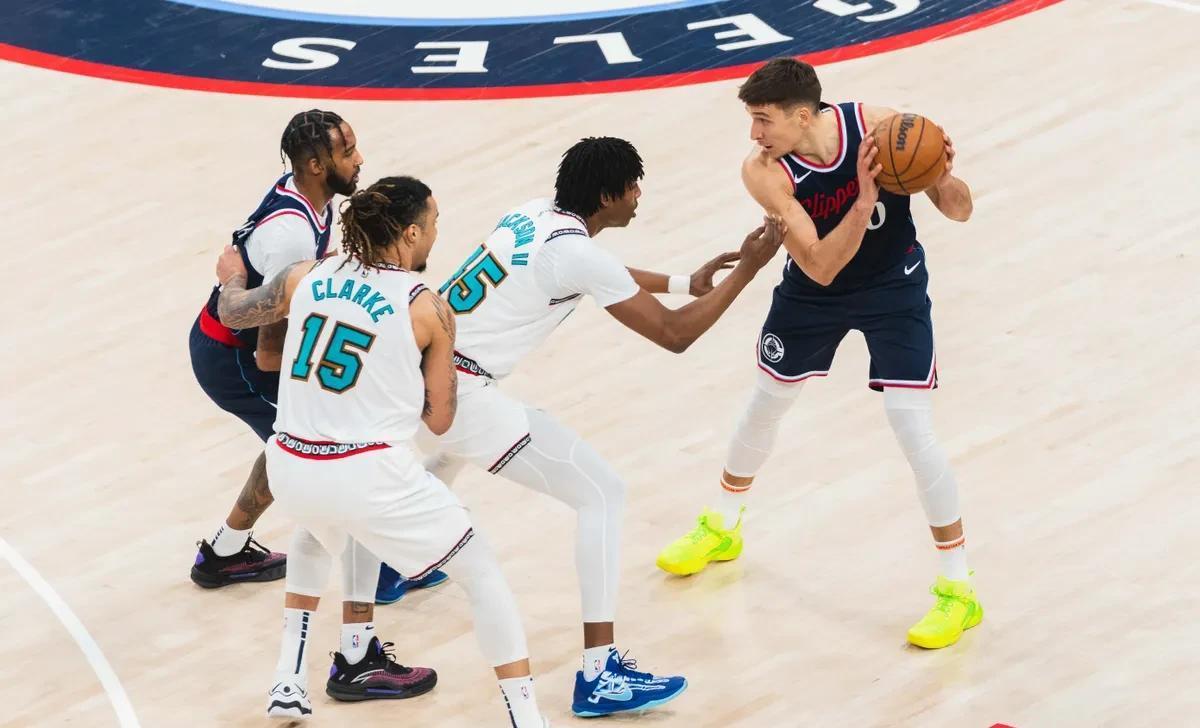 开云体育-灰熊绝杀勇士B队,伦纳德送出助攻