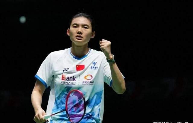 开云体育在线-关于印尼羽毛球队爆冷中国羽毛球队，辛杜高光表现的信息