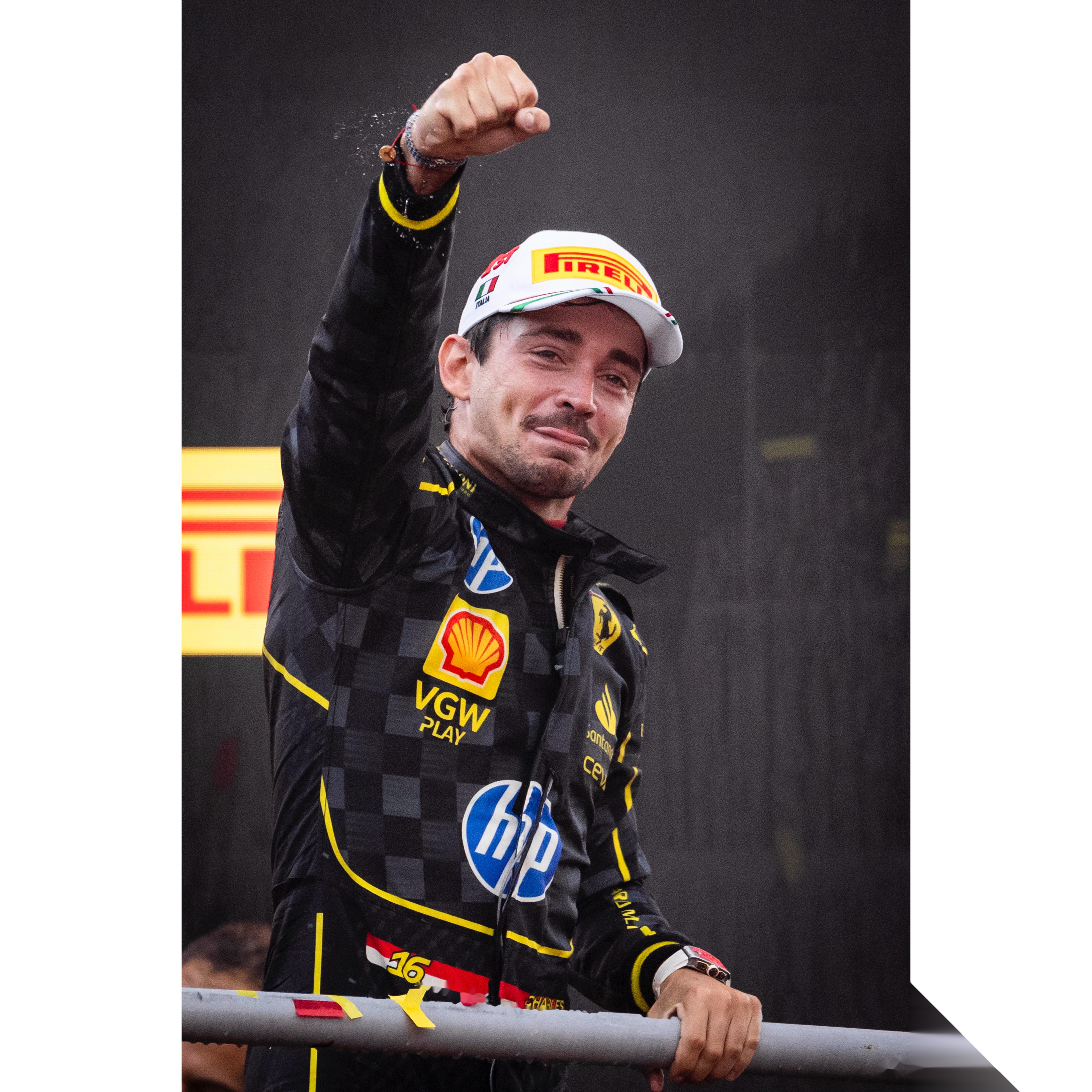 开云体育APP下载-索伯车队鏖战法拉利,勒克莱尔惊艳四座