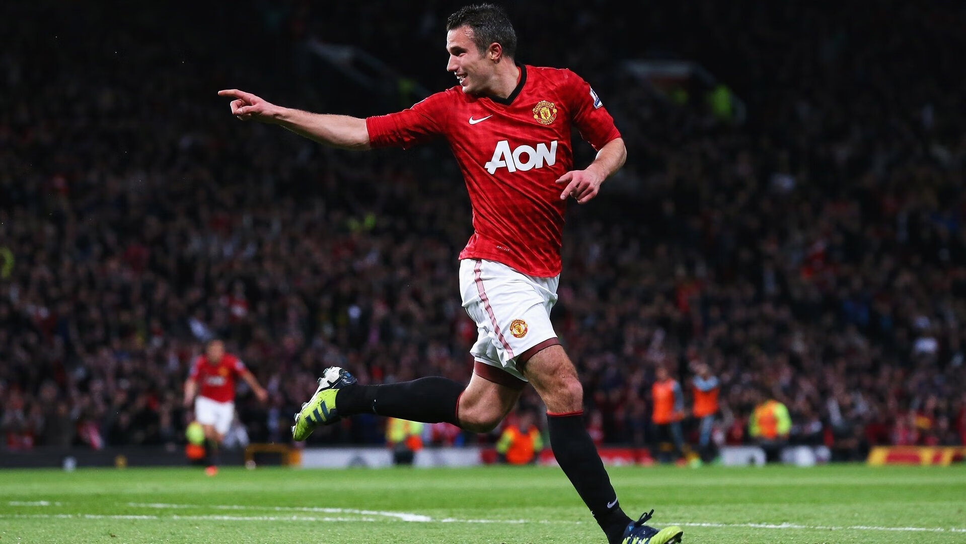 开云官网-当勇士挑战绿军，哈利伯顿为何总在聚光灯下绽放？