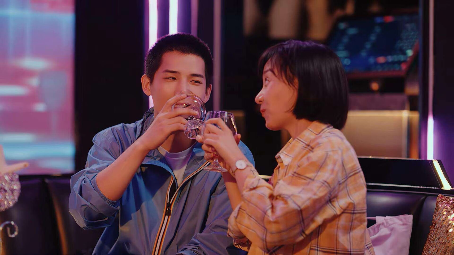 莱奥关键一击!比利时旗开得胜斩落东道主卡塔尔