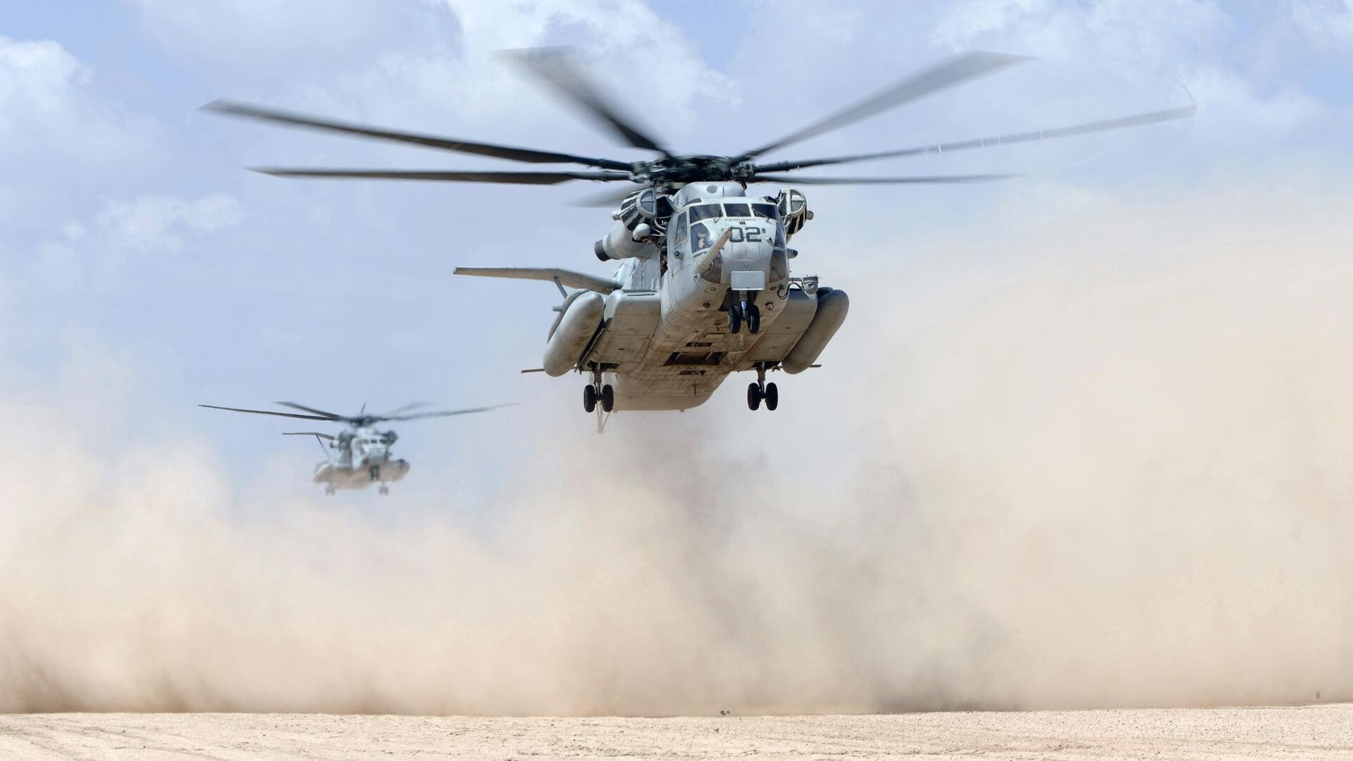 竞技巅峰，F1年度争冠焦点战与鹈鹕生死战取胜灰熊的启示