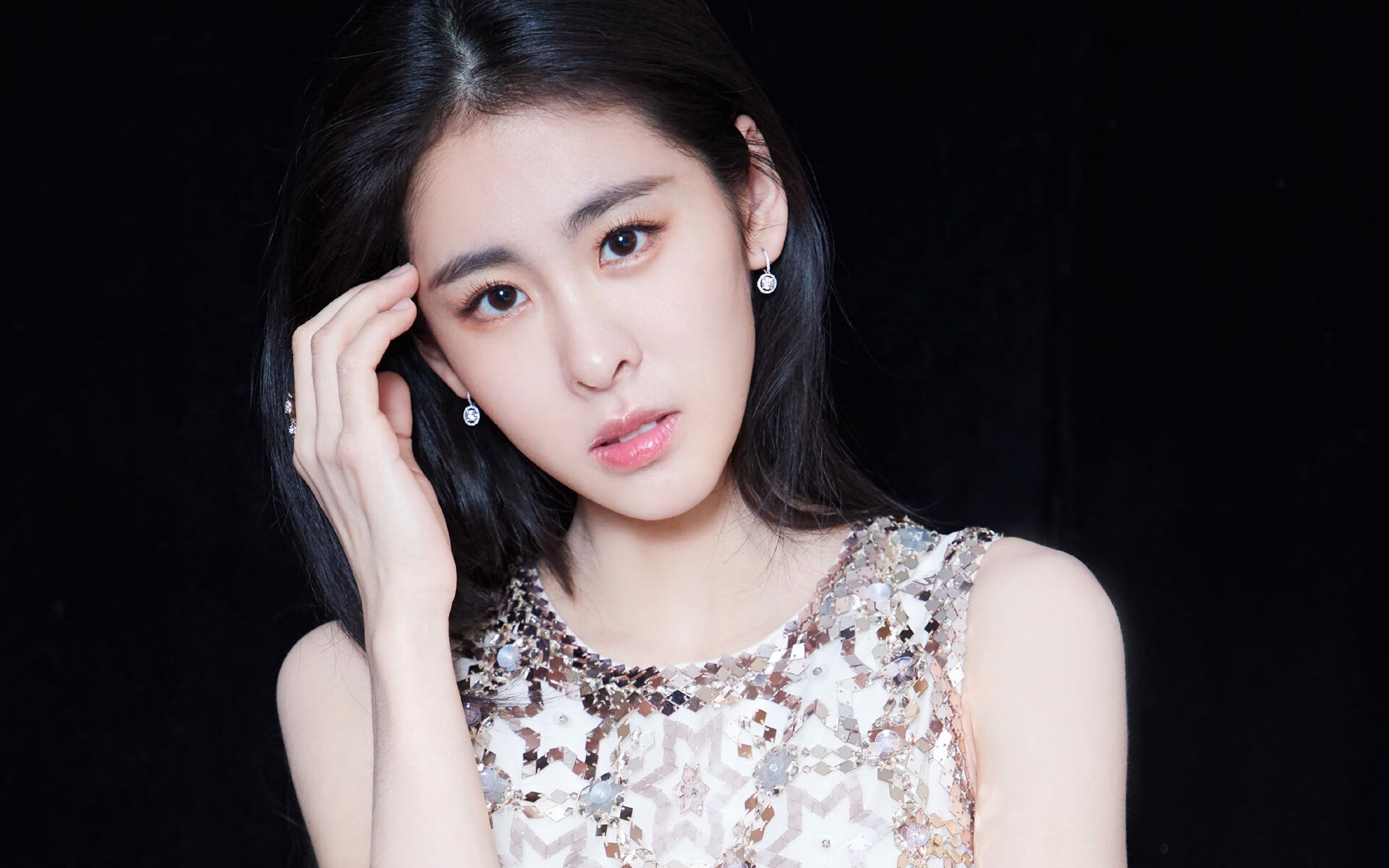 开云体育登录-穆勒个人能力完全展现，摩纳哥全面压制中国队，一场技术与战术的完胜